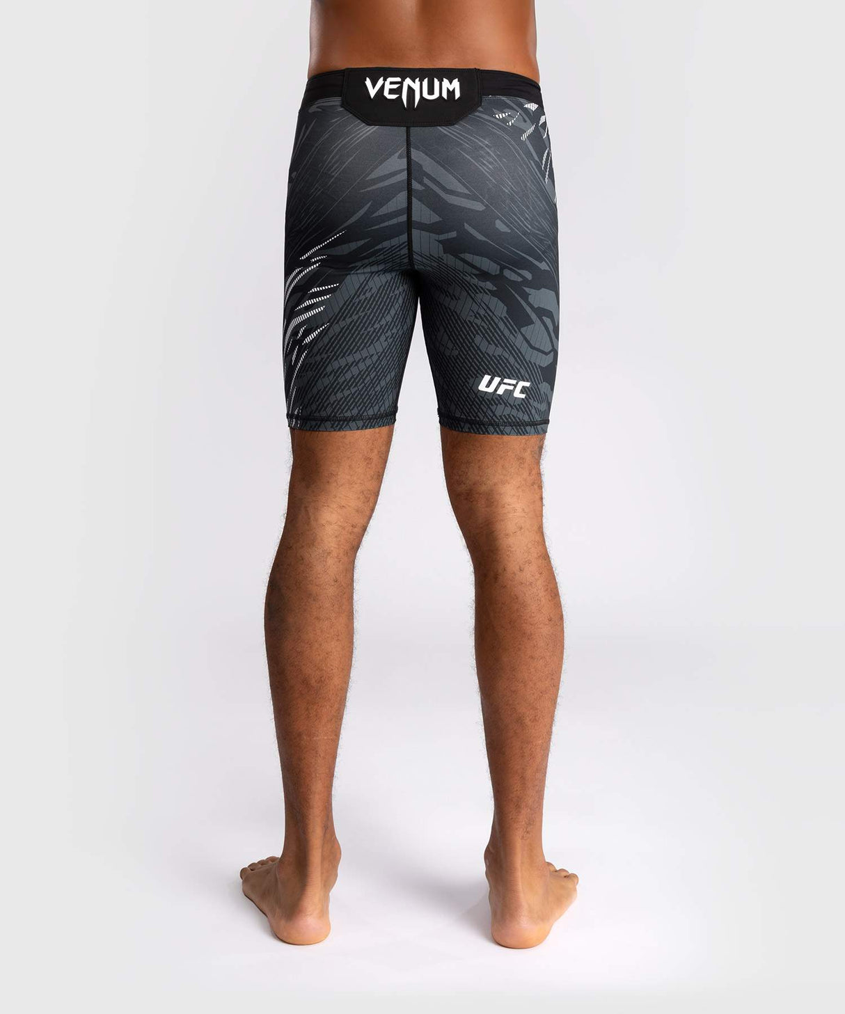 UFC Venum Vale Tudo Fight Night Fusion Shorts - Zwart