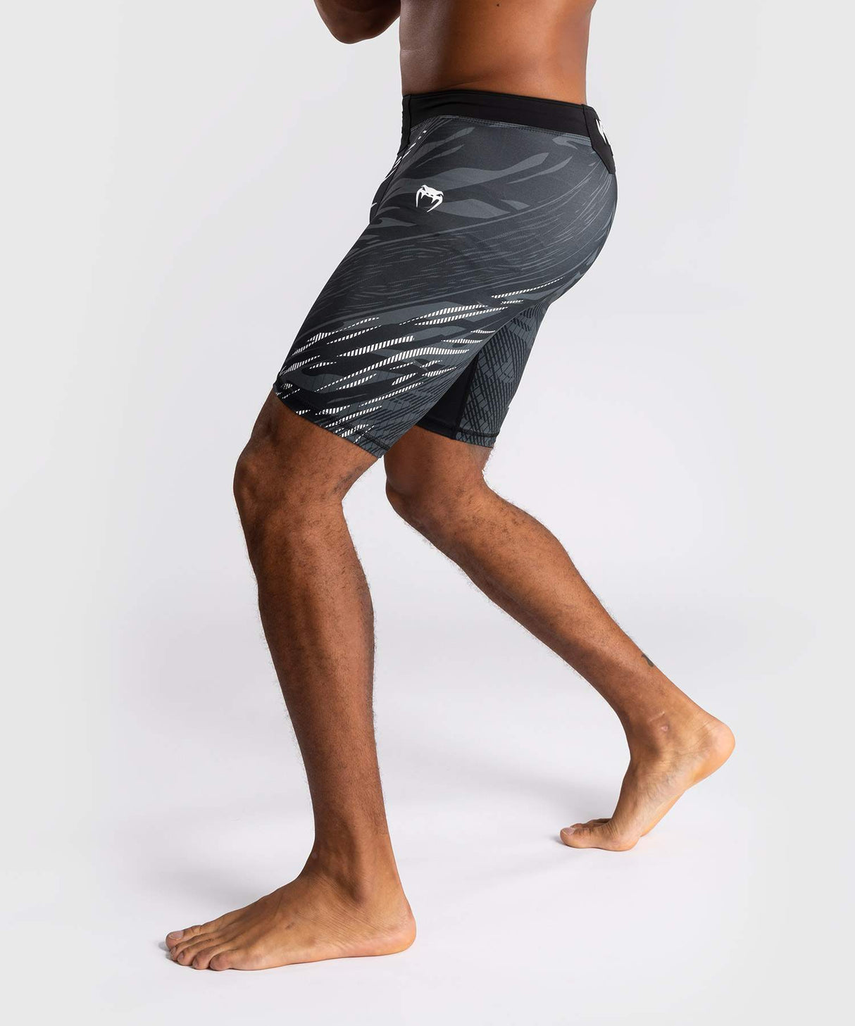 UFC Venum Vale Tudo Fight Night Fusion Shorts - Zwart