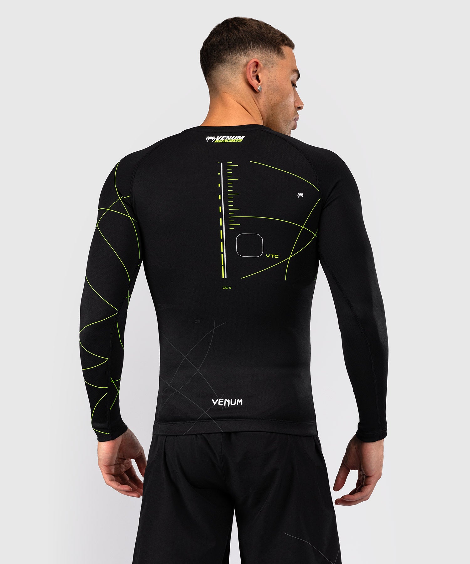 Venum Rashguard Training Camp 4.0 Lange Mouwen - Zwart/Neon Groen