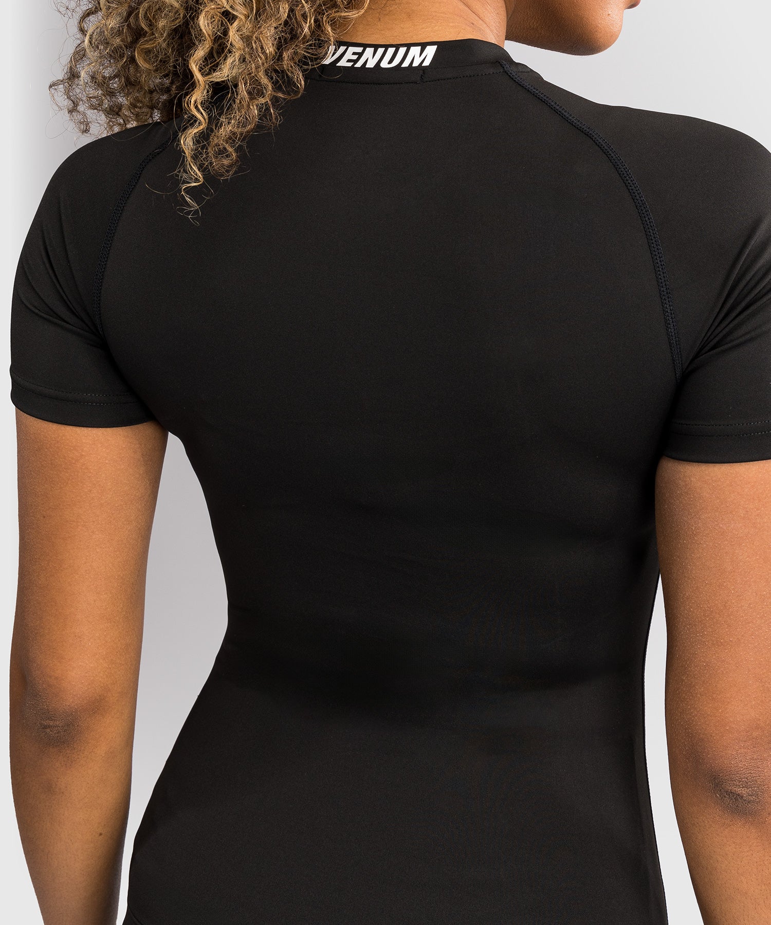 Venum Halo Rashguard - Korte Mouwen - Zwart