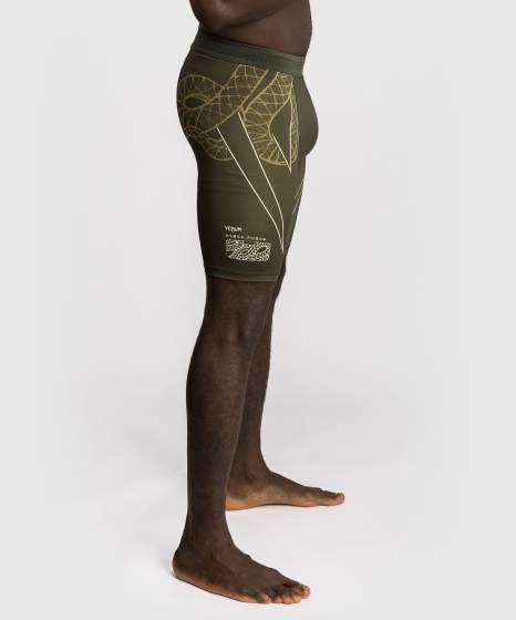 Venum Kompressionsshorts Serpenti – Khaki Grün