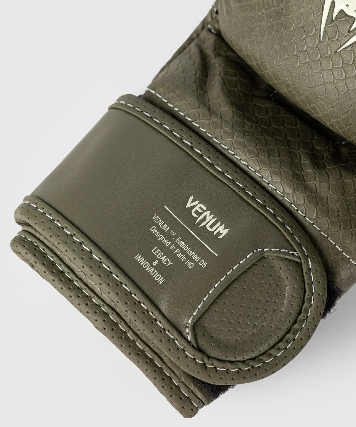 Venum MMA Handschoenen Sparring Impact Evo Scales - Legergroen