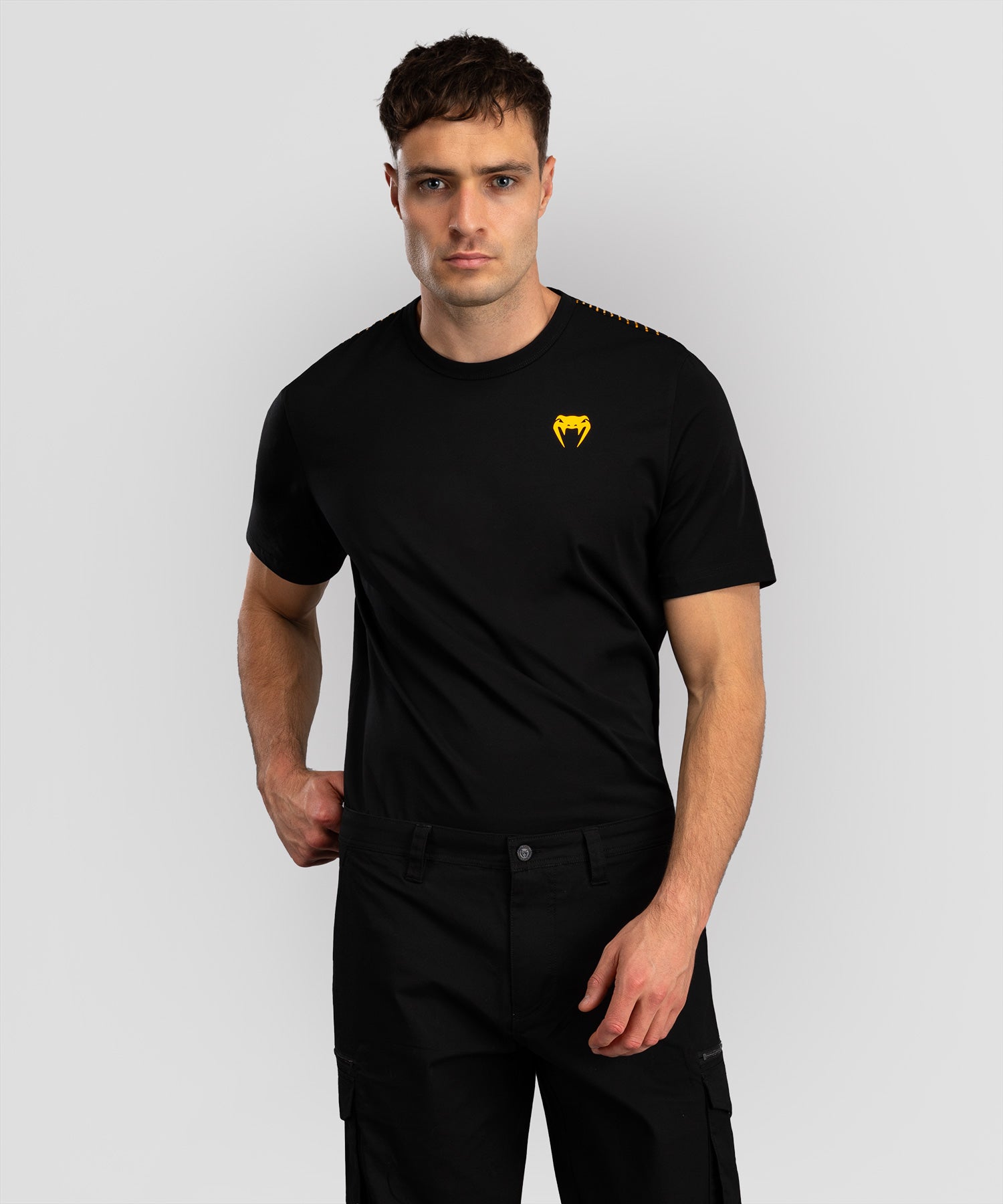 T-shirt Venum Quetzal Fury – Nero/Rosso