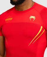 Venum x WOW FC Rashguard - Korte Mouwen - Vurig Rood