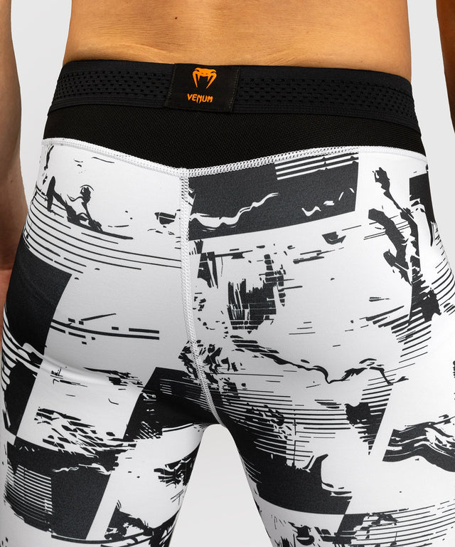 Venum UFC Kompressionsshorts Zenith – Vit