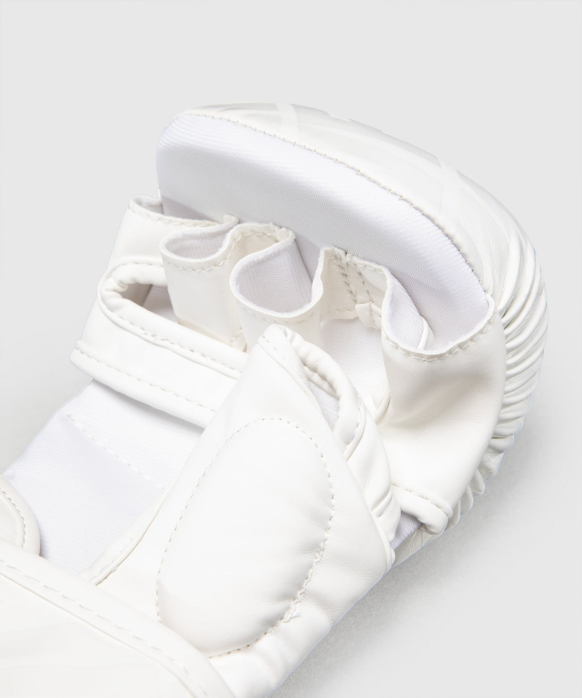 Venum MMA Handschoenen Contender 1.5 XT 3D - Wit/Goud