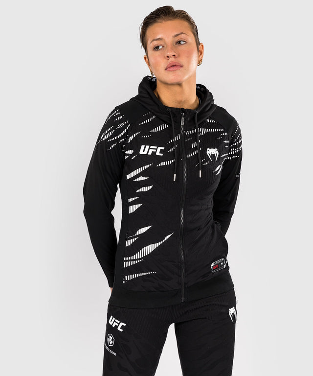 Moletom Venum UFC Fusion para mulher by Authentic Fight – Preto