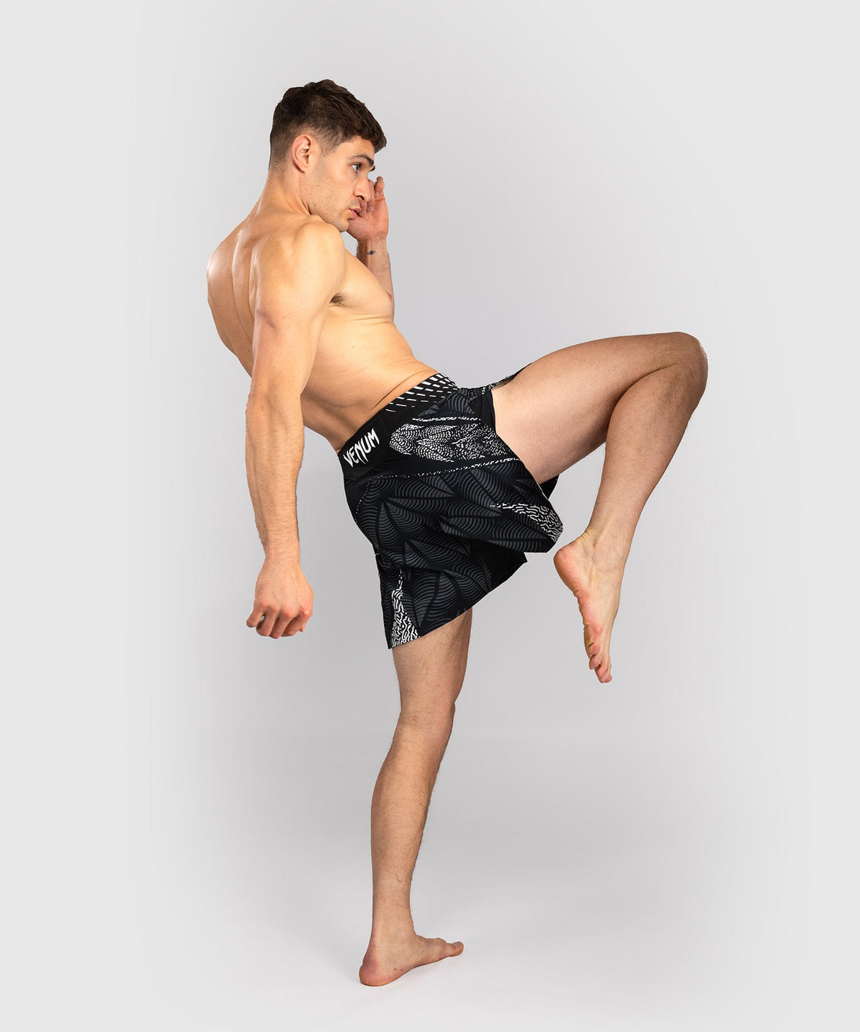 Venum UFC MMA Shorts Zenith Gladiator - Zwart