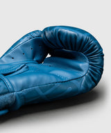 Venum Contender 1.5 XT 3D Bokshandschoenen Marineblauw - 3D-logo detail