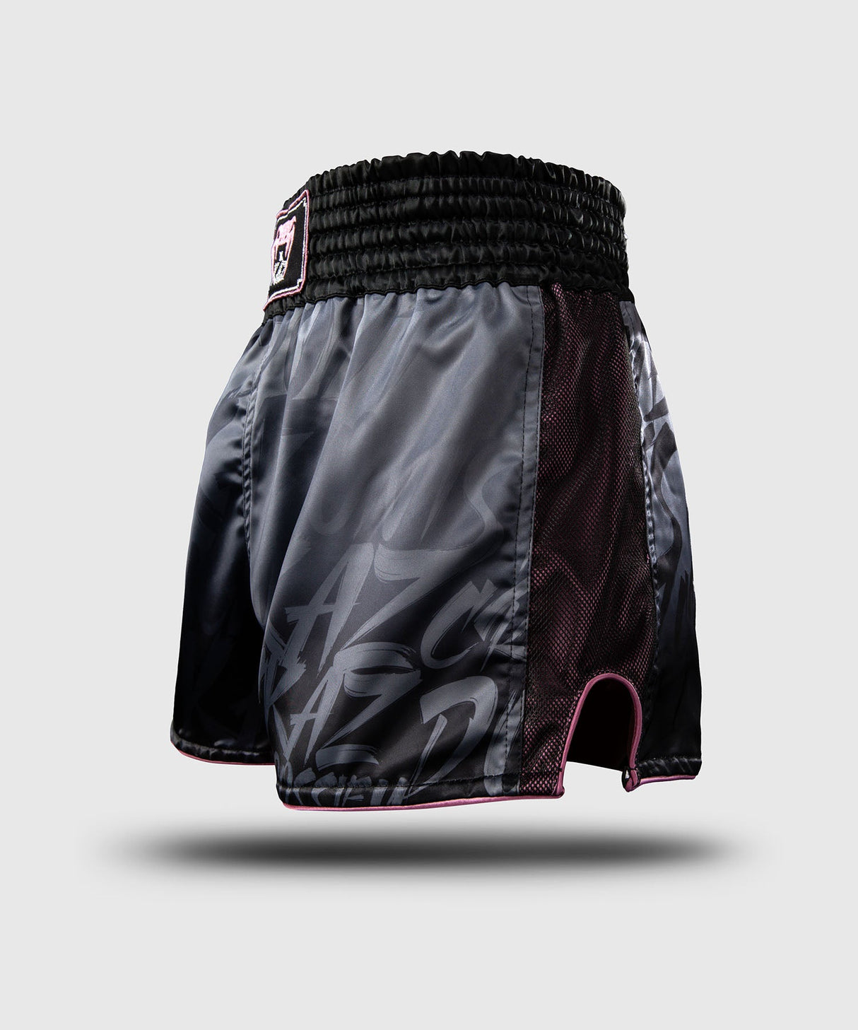 Venum Muay Thai Shorts x Kaz - Zwart