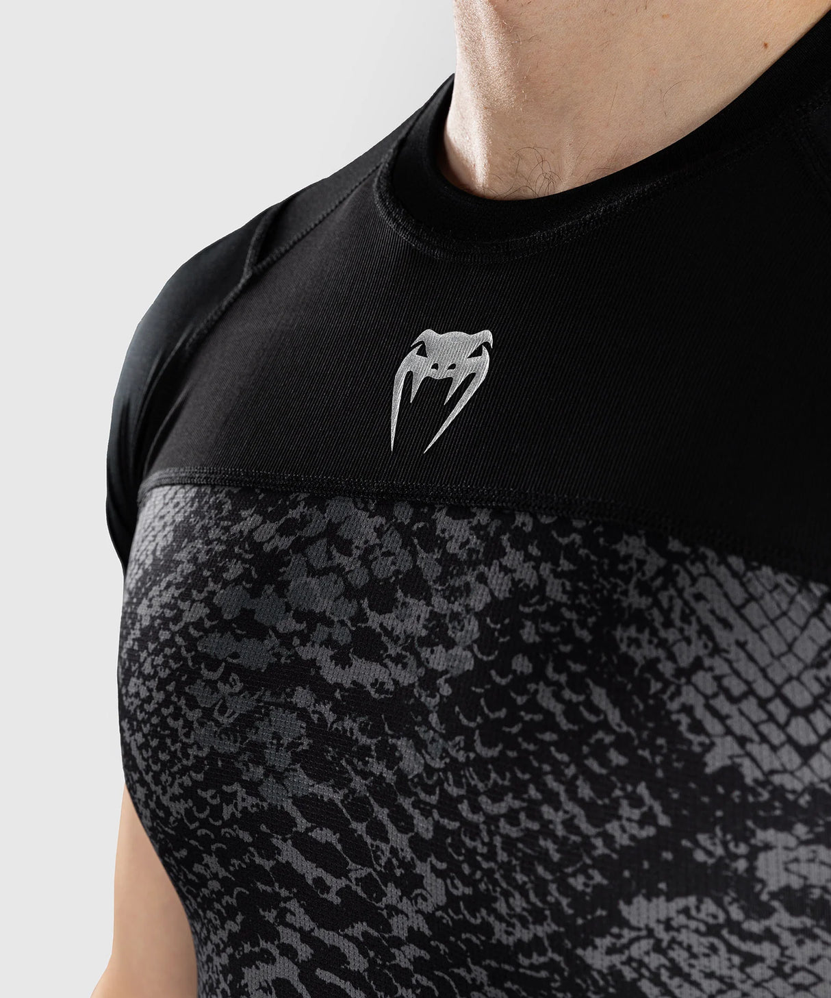 Venum Rashguard Korte Mouwen G-Fit Scales - Zwart/Grijs