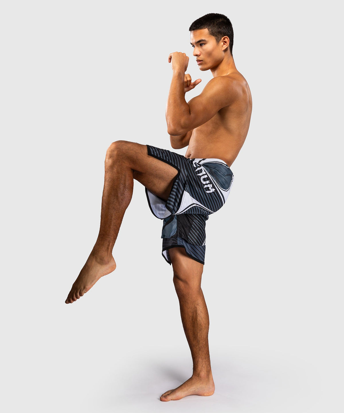 Venum MMA Shorts Camo Hero - Donker Marineblauw/Blauw