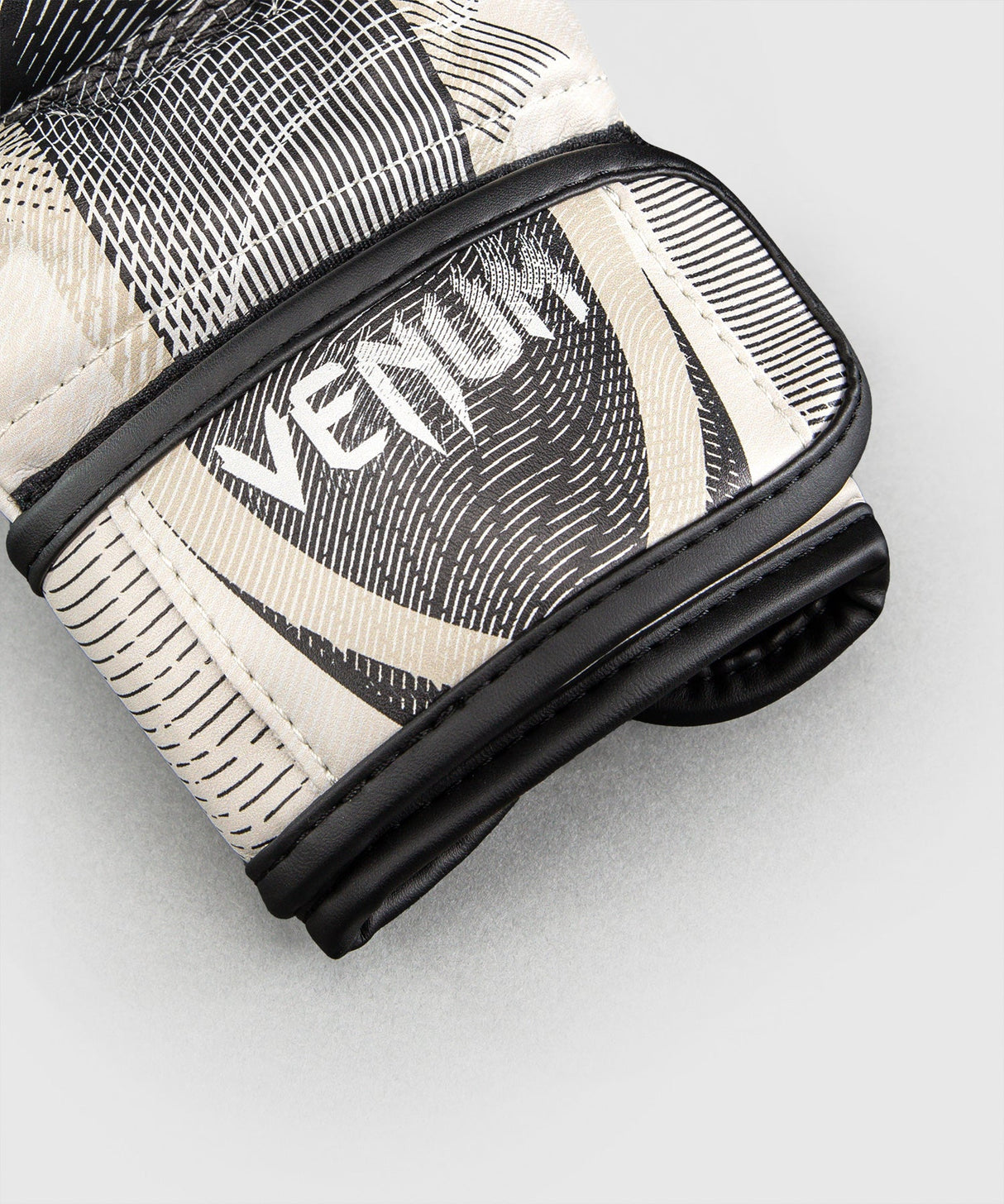 Venum MMA Handschoenen Galactic 3.0 - Gebroken wit/Zwart