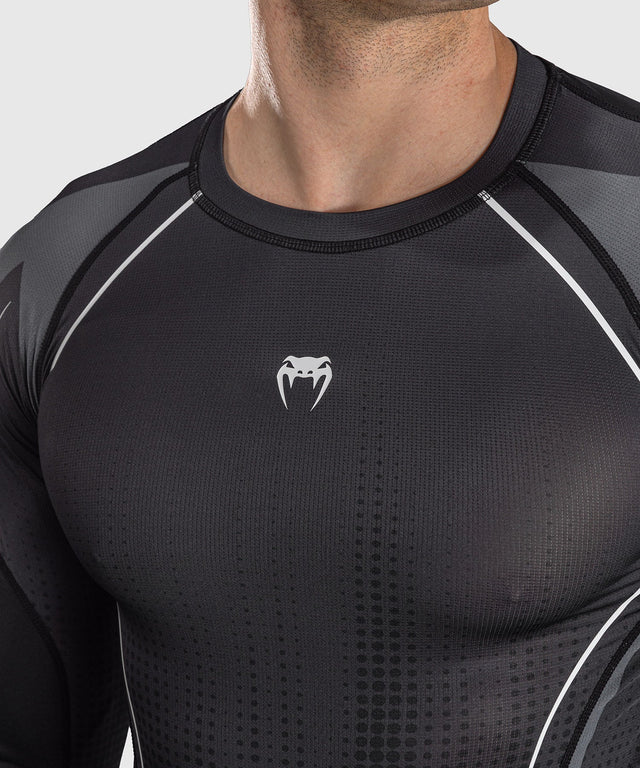 Rashguard Venum Stealth Manches longues – Noir/Blanc