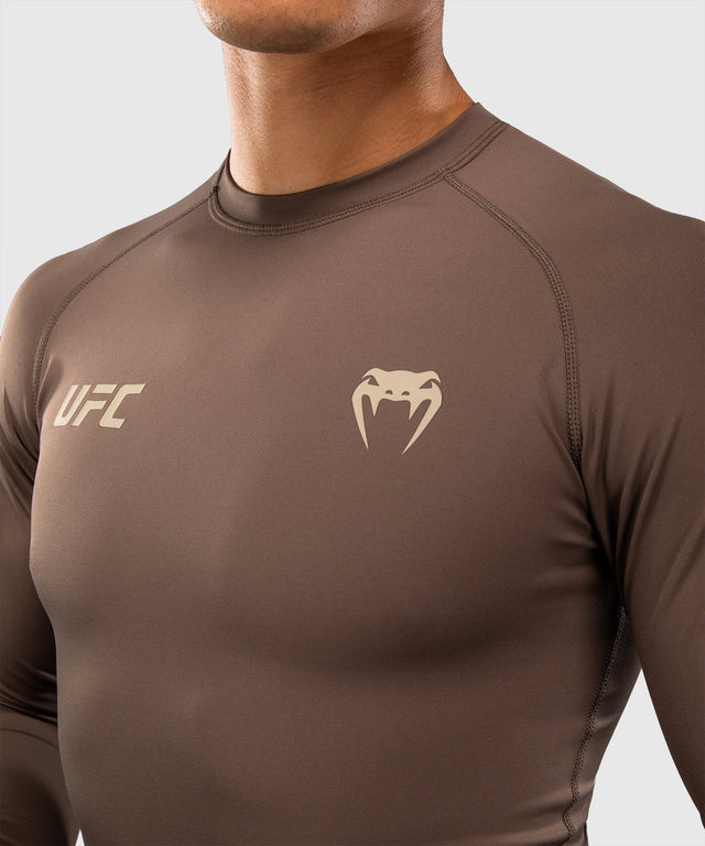 Venum UFC Rashguard Unity Lange Mouwen - Bruin