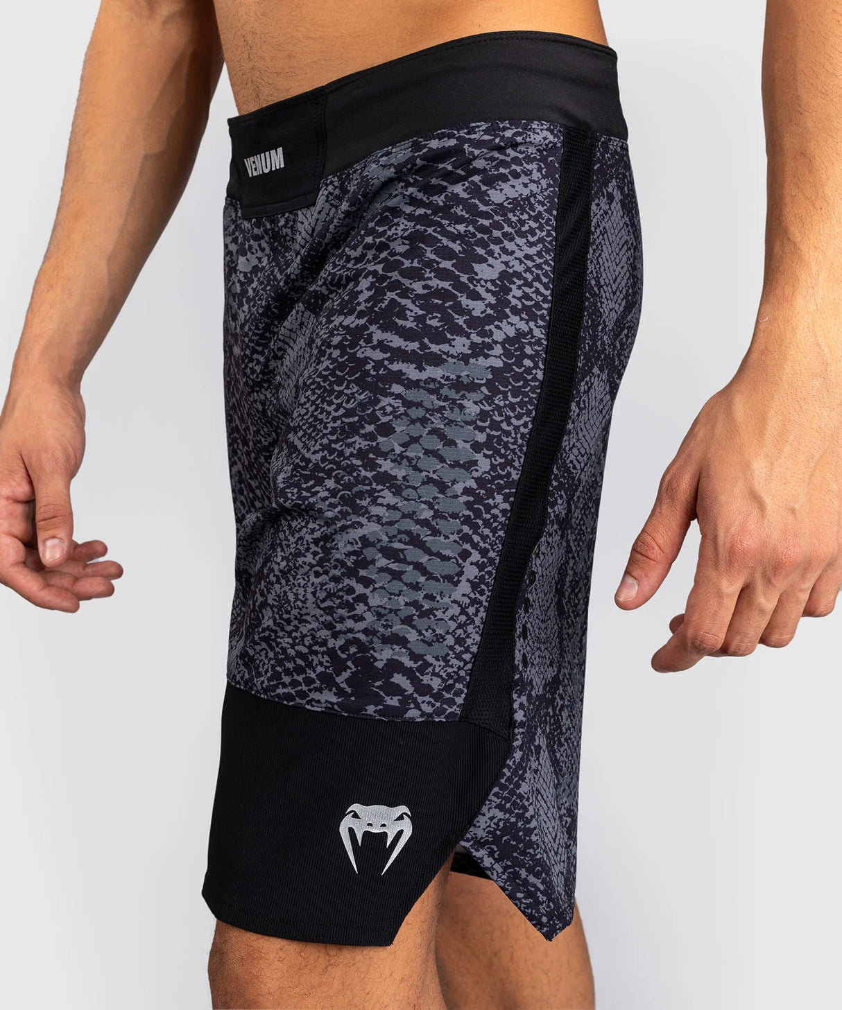 Venum MMA Shorts G-Fit Scales - Zwart/Grijs