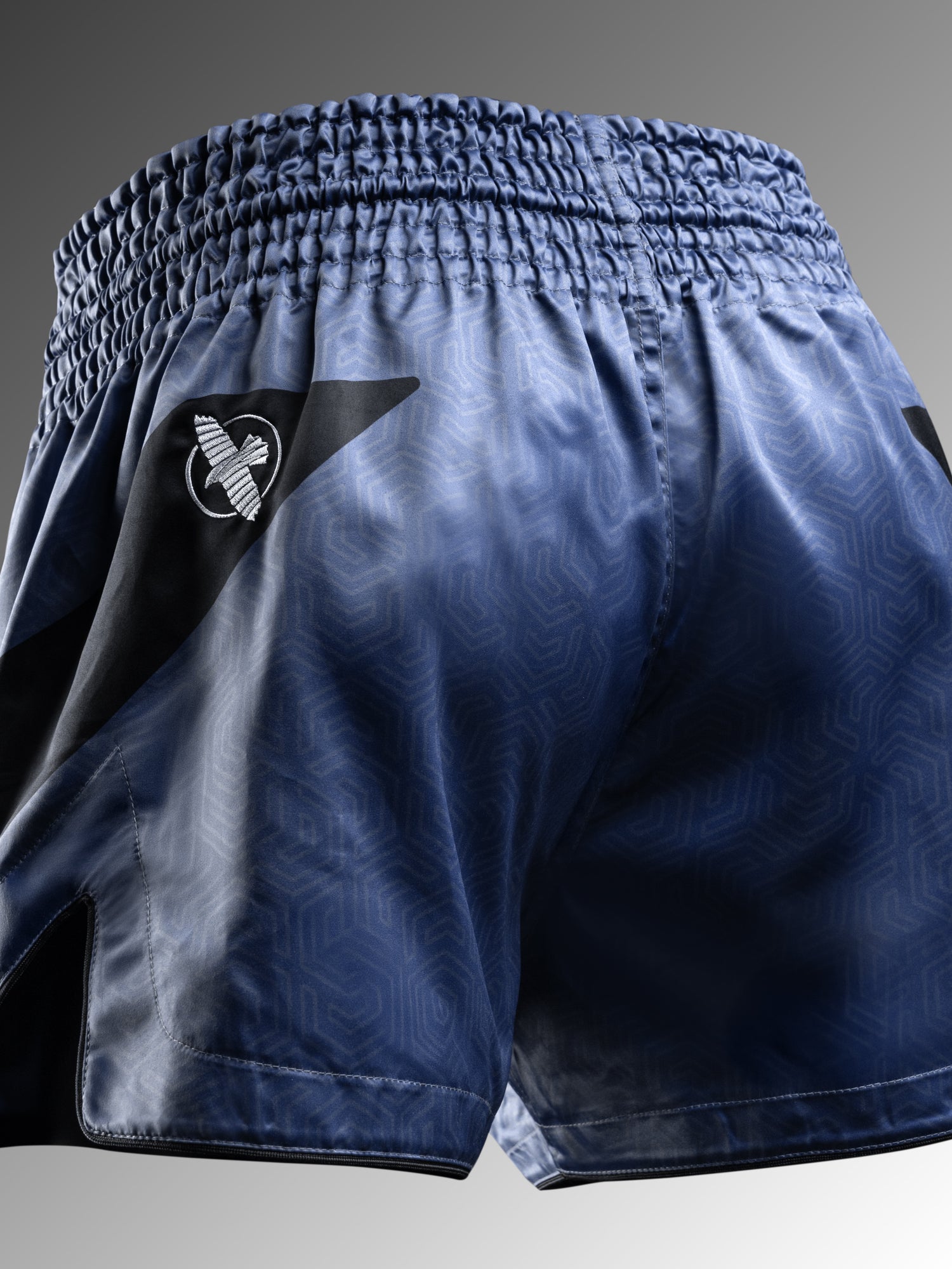 Pantaloni scurți Muay Thai Hayabusa Core – Albastru Închis