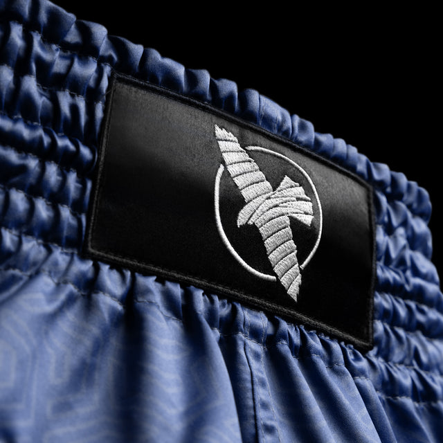 Pantaloni scurți Muay Thai Hayabusa Core – Albastru Închis