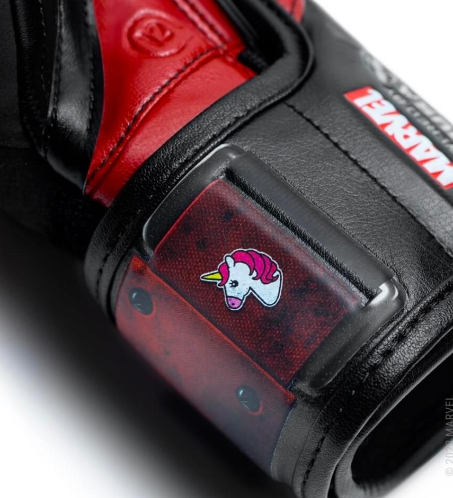 Hayabusa (Kick)Bokshandschoenen Deadpool - Rood/Zwart - (Kick)Bokshandschoenen