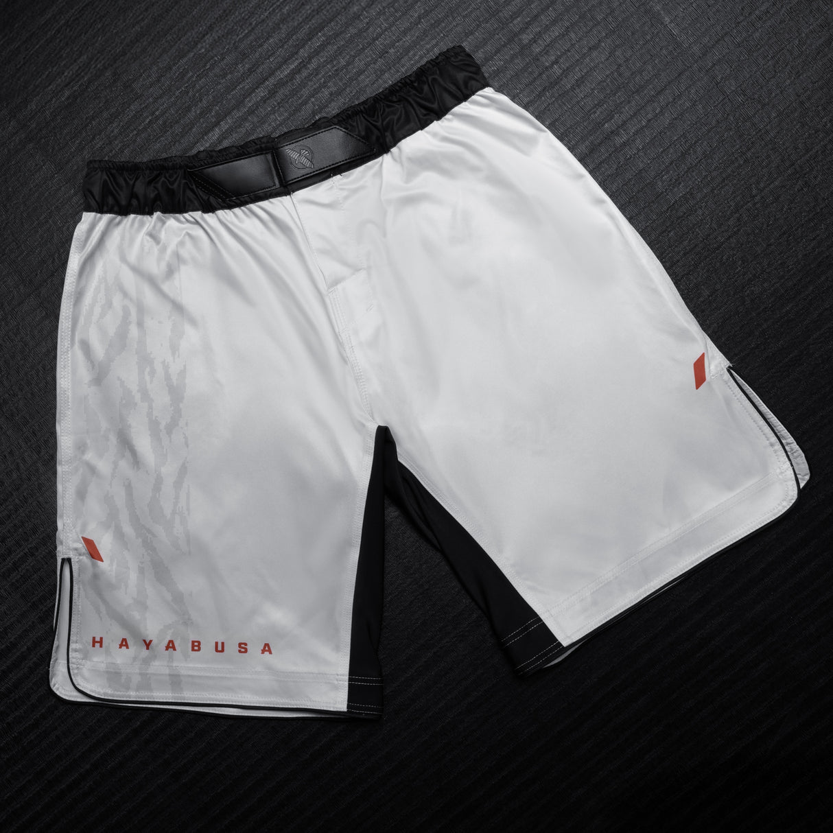 Hayabusa MMA Shorts Apex Lang - Off-White