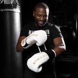Hayabusa x Mayweather Bokshandschoenen Champ - Wit/Goud