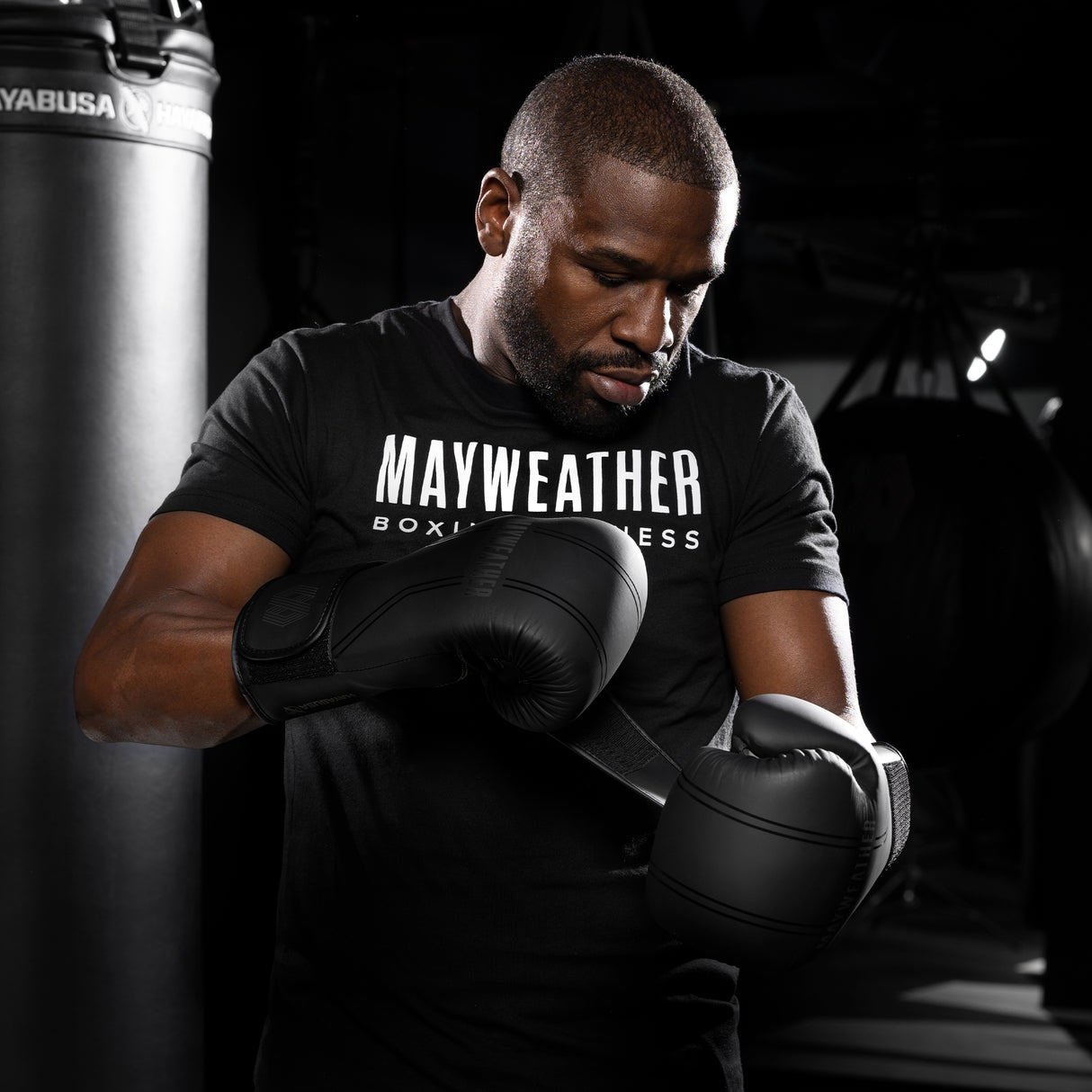 Hayabusa x Mayweather Bokshandschoenen Contender - Zwart/Zwart