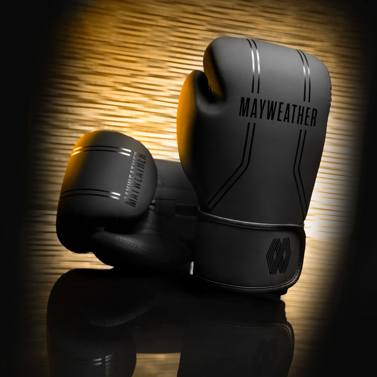 Hayabusa x Mayweather Bokshandschoenen Contender - Zwart/Zwart