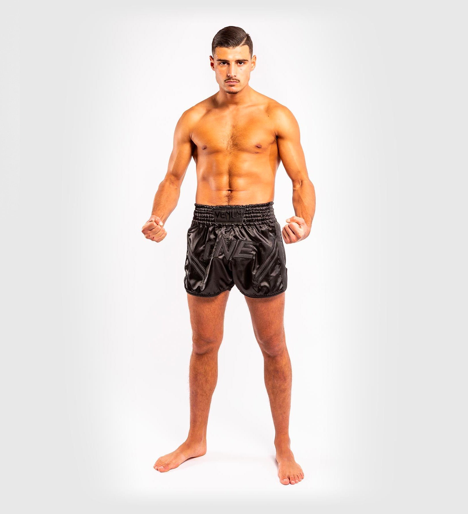 One FC Venum Kickboks Broekje - Zwart - Shorts