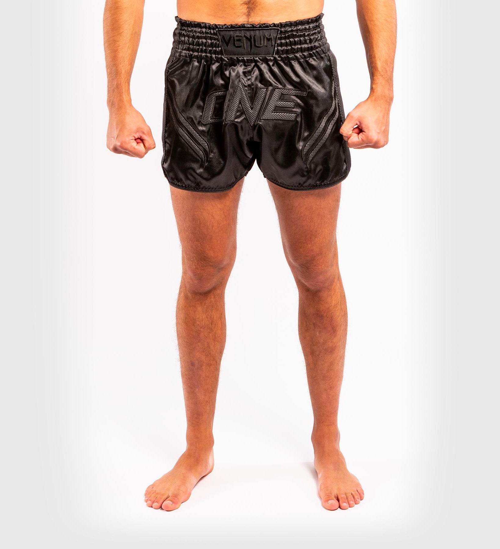 One FC Venum Kickboks Broekje - Zwart - Shorts