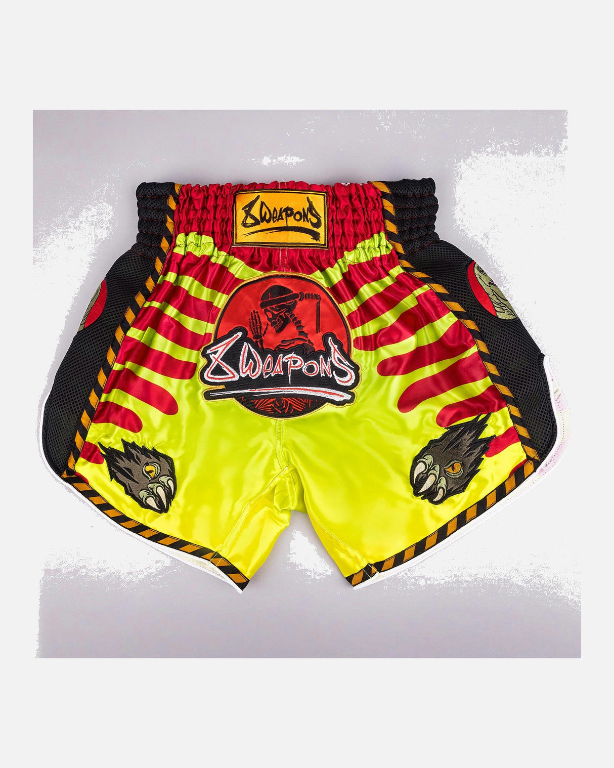 8 WEAPONS Muay Thai Shorts Jurassic - Neon Groen/Bloedrood