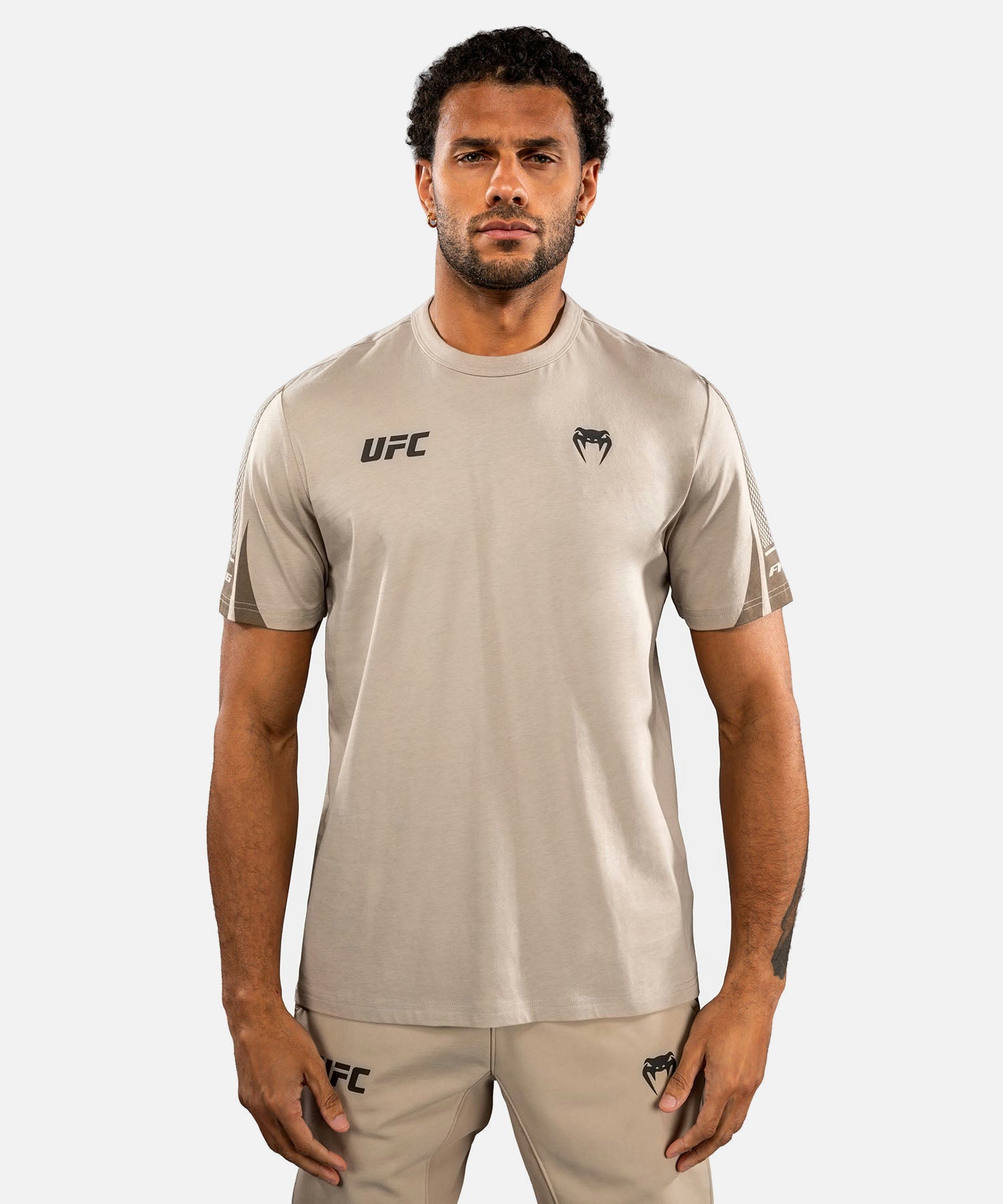 Venum UFC T-Shirt Unity Korte Mouwen - Zand