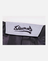 8 WEAPONS MMA Shorts Hit 2.0 - Zwart/Rood