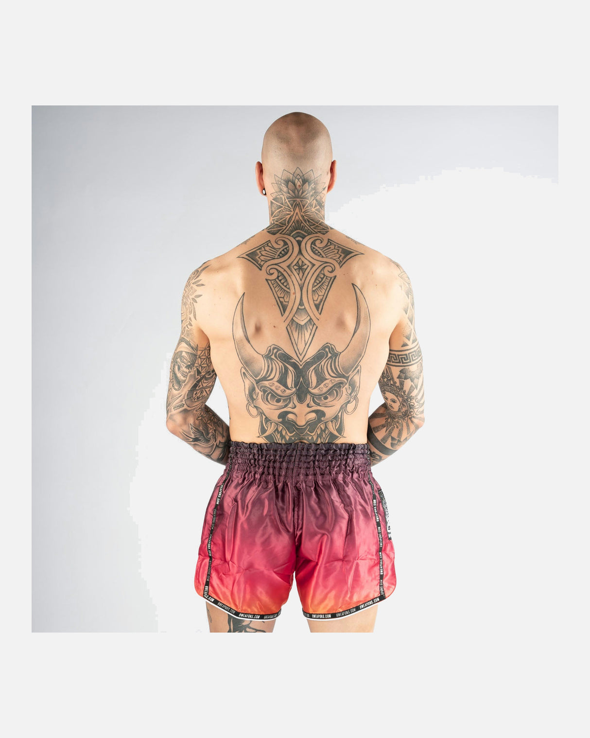 8 WEAPONS Muay Thai Shorts Vivo Sunsphere - Meerkleurig