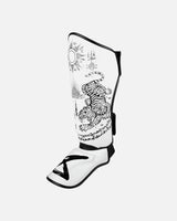 8 WEAPONS Scheenbeschermers Sak Yant Tigers - Wit/Zwart