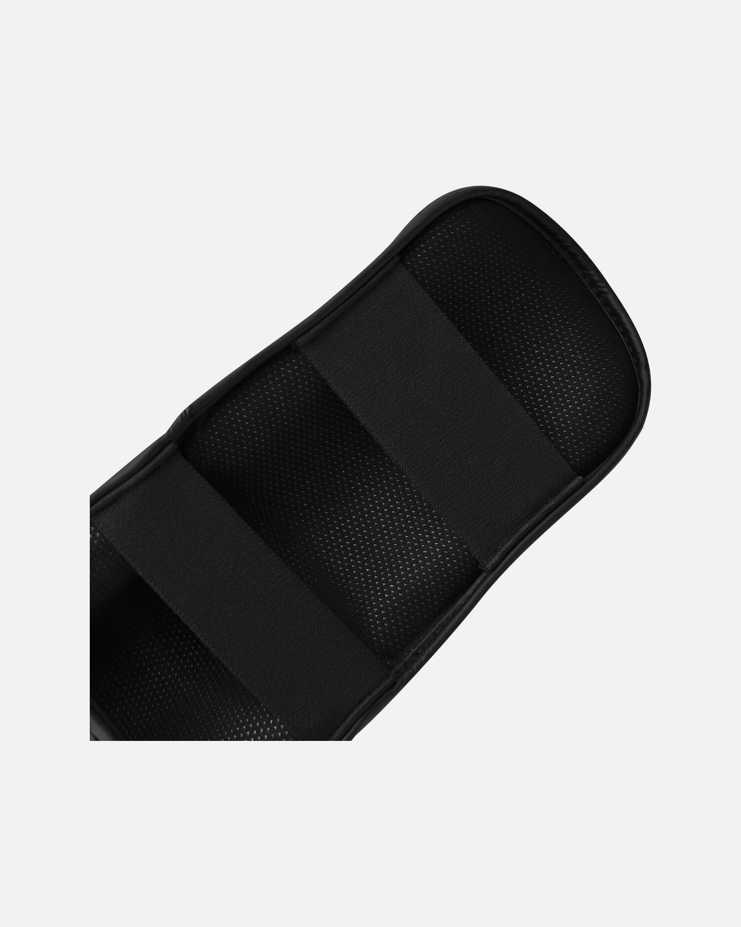 Caneleiras Adidas Speed Thai Shin-n-Step – Preto/Branco