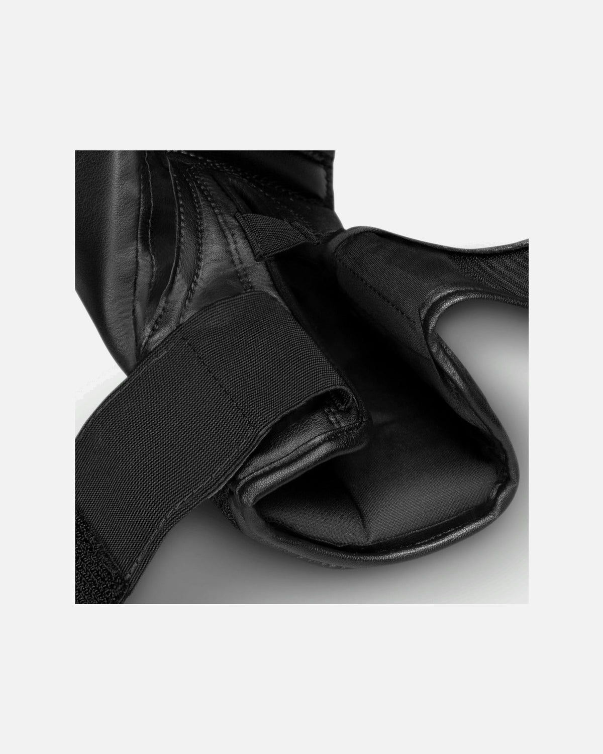 Hayabusa Bokshandschoenen The Punisher - Zwart