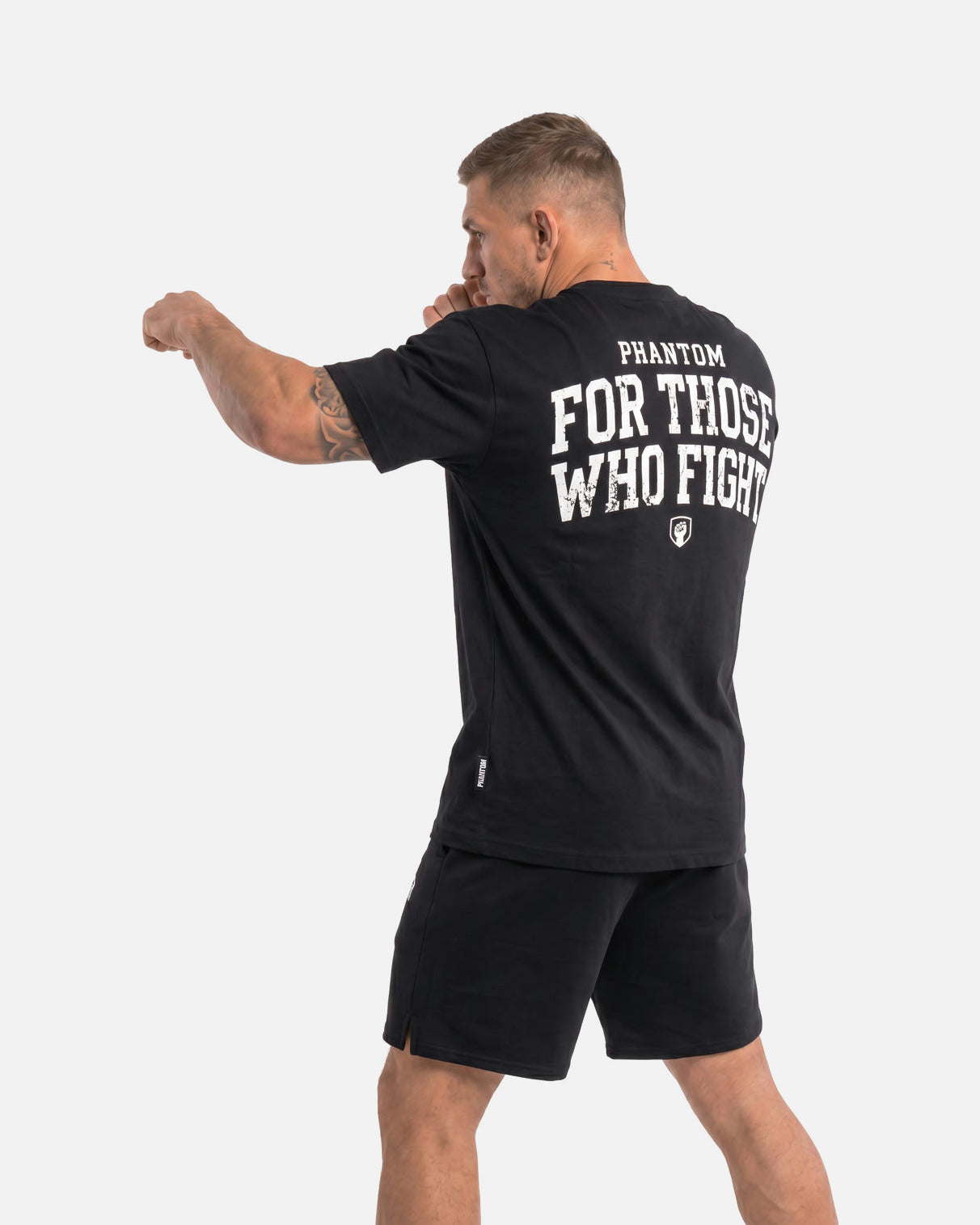 Phantom Athletics T-Shirt FOR THOSE WHO FIGHT - Zwart