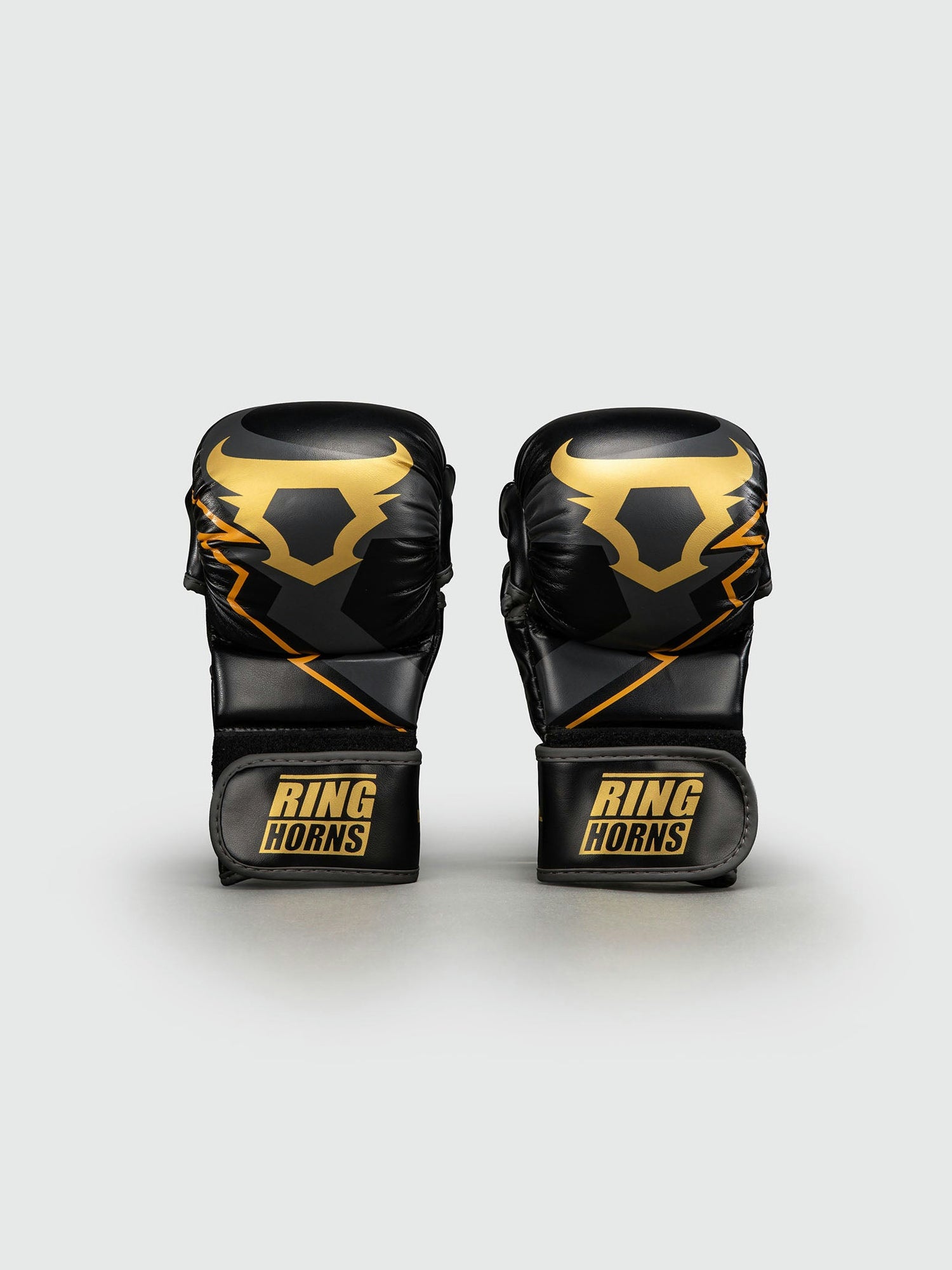 Ringhorns MMA Handschoenen Charger - Zwart/Goud