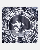8 WEAPONS Muay Thai Shorts 8 Ways Yant - Zwart/Zilver