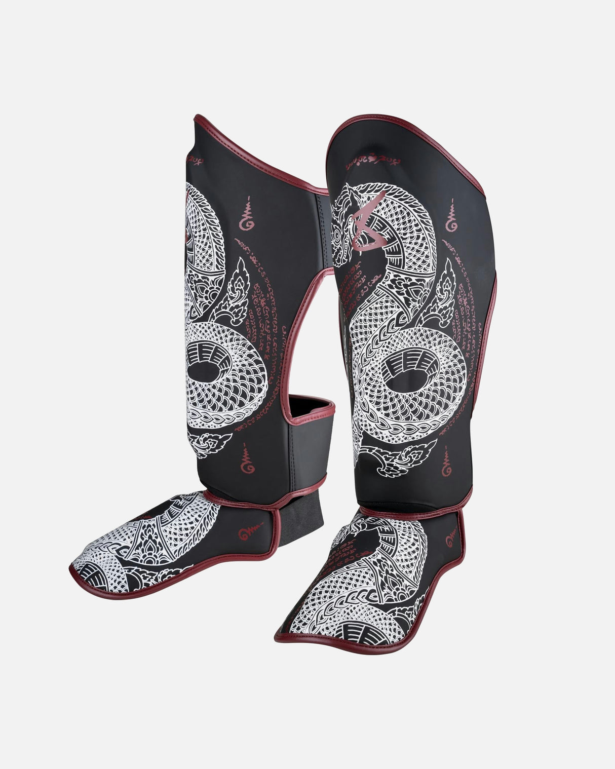 8 WEAPONS Scheenbeschermers Sak Yant Naga - Zwart/Bordeaux
