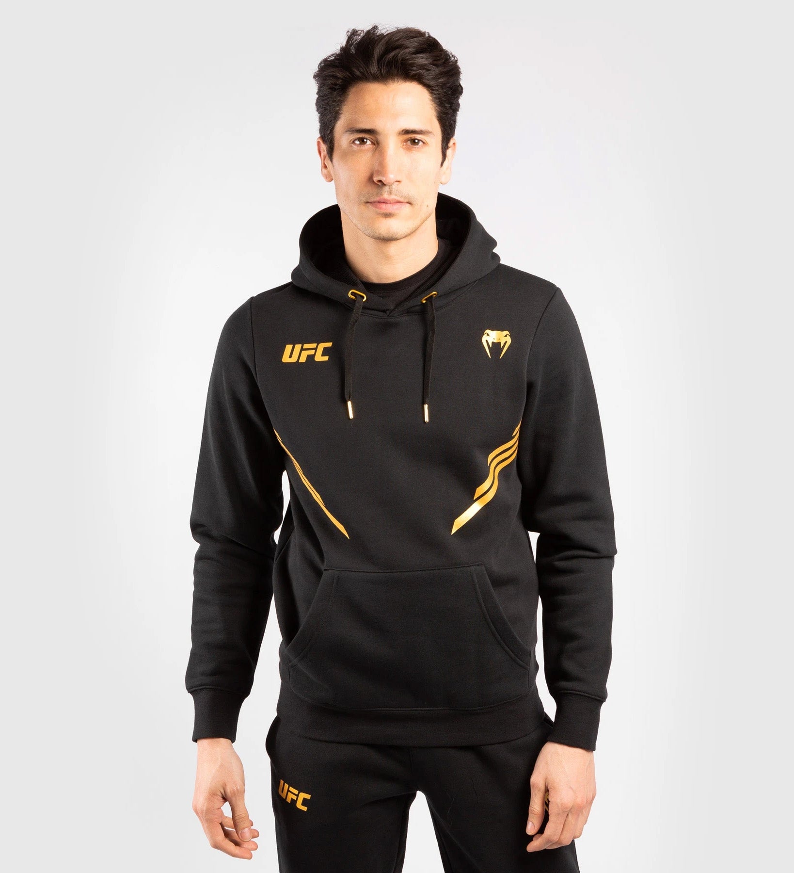 UFC Venum Hoodie Champion - Zwart/Goud - Truien & Vesten