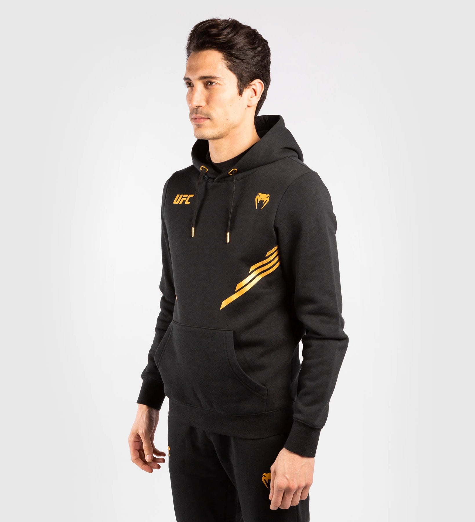 UFC Venum Hoodie Champion - Zwart/Goud - Truien & Vesten