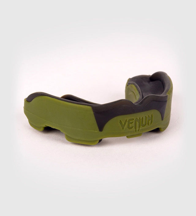 Paradenti Venum Predator – Cachi/Nero