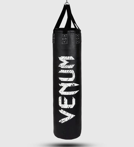 Venum Bokszak Challenger + Plafondbeugel - Zwart/Wit - Bokszakken