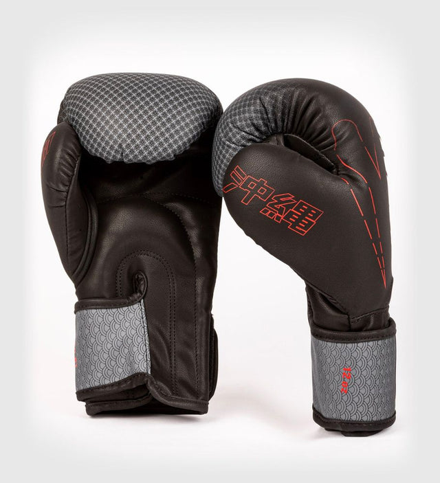 Mănuși de box Venum Okinawa 3.0 – Negru/Gri/Roșu
