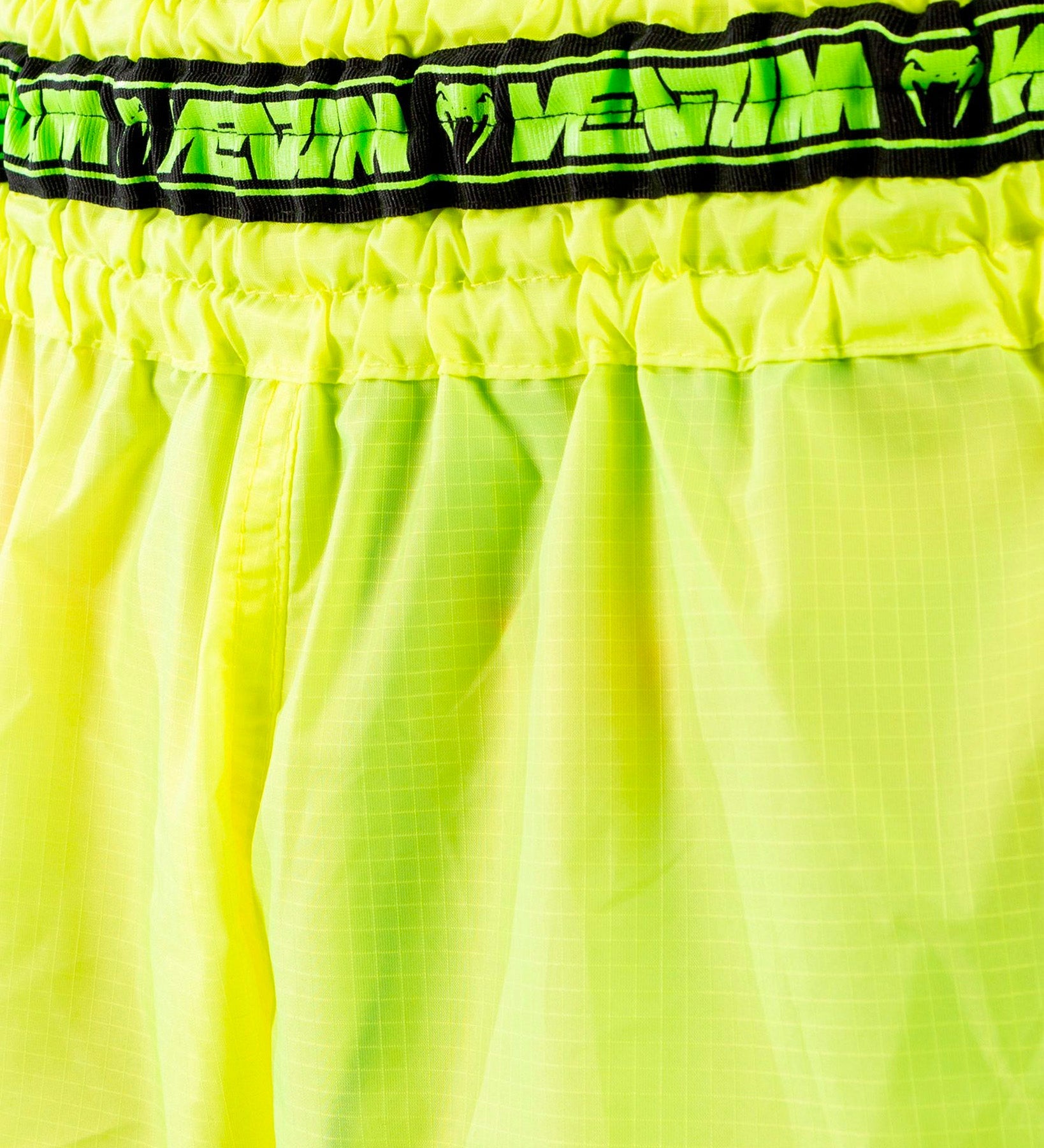 Venum Kickboks Broekje Parachute - Fluo Geel - Shorts