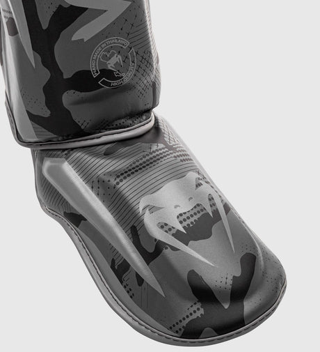 Espinilleras Venum Elite – Camo Gris