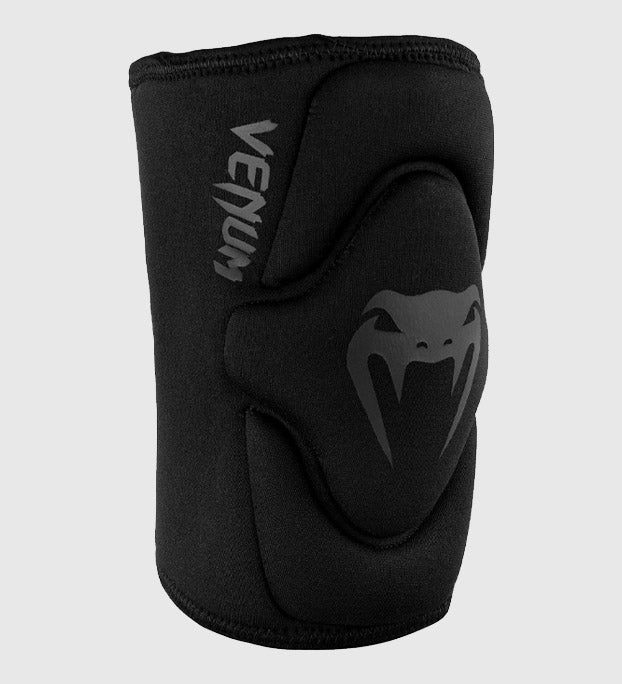 Venum Kniebeschermers Kontact - Zwart/Zwart - Kniebeschermers