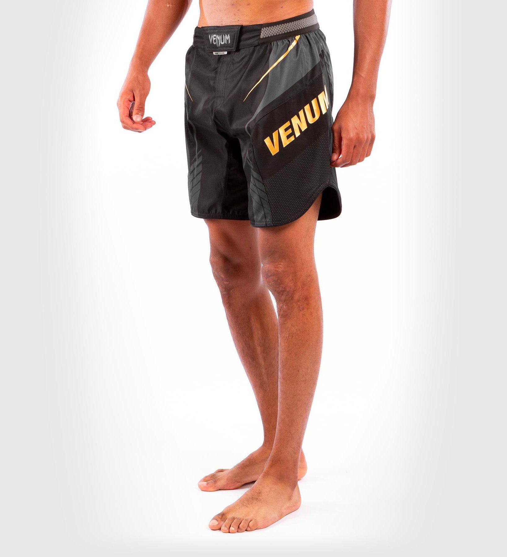 Venum MMA Broekje Athletics - Zwart/Goud - Shorts