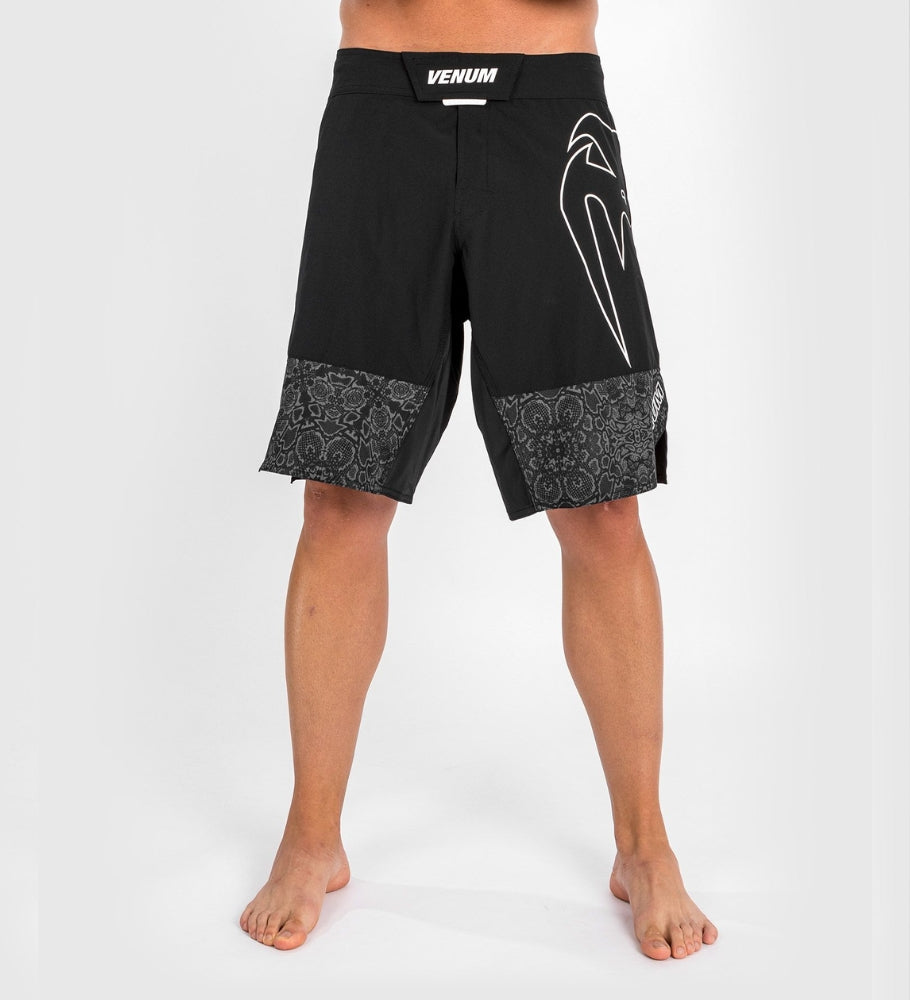 Venum MMA Broekje Light 4.0 - Zwart/Zwart - Shorts